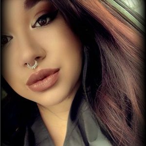 Meet your Posher, Shannon